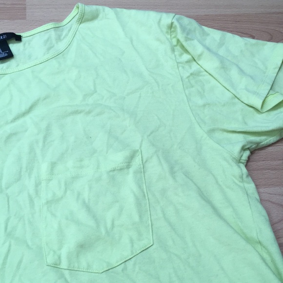 Lot of 2 Medium Tees - Picture 6 of 6